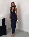 DRESS PRETTY WOMAN