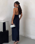 DRESS PRETTY WOMAN
