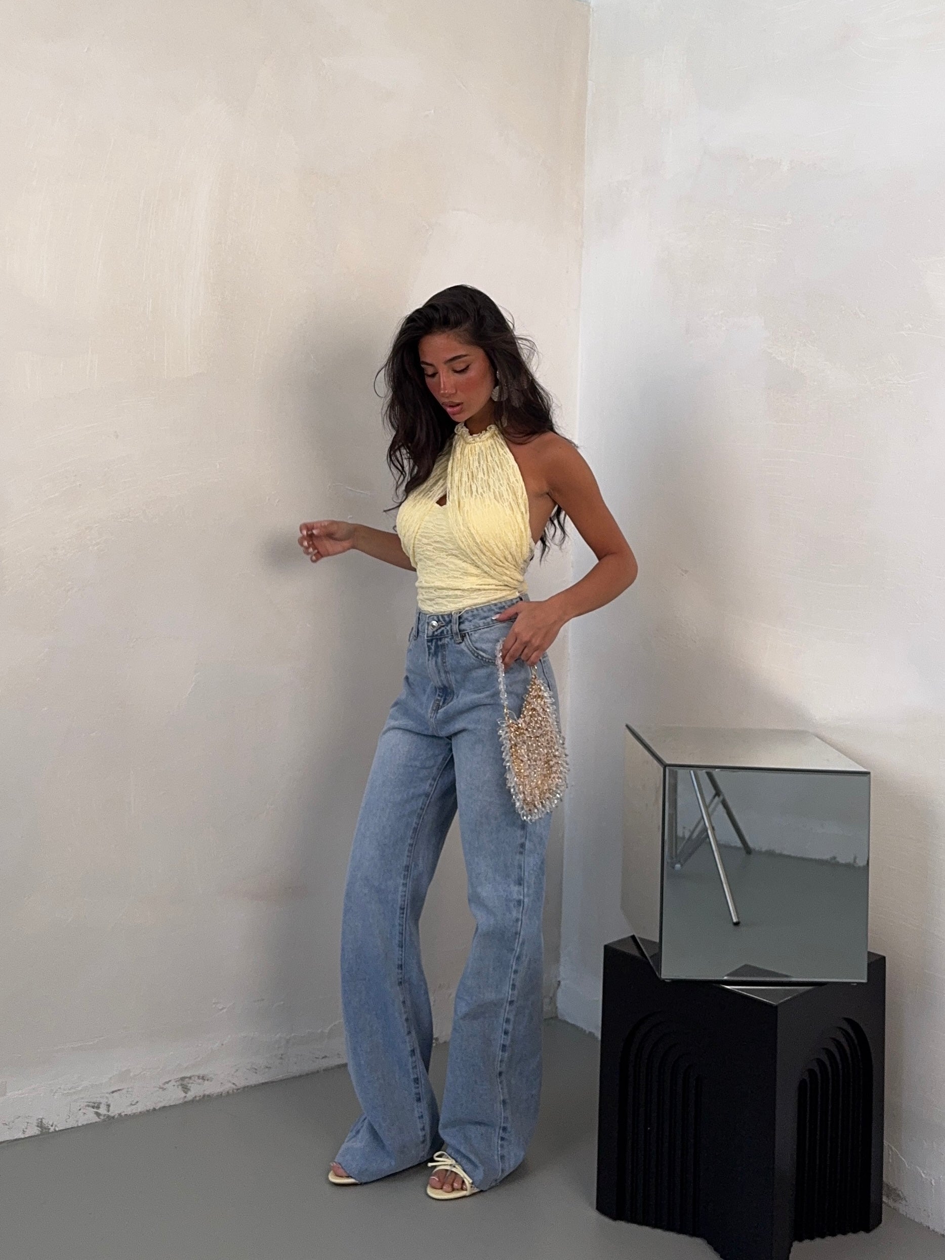 JEANS CUT