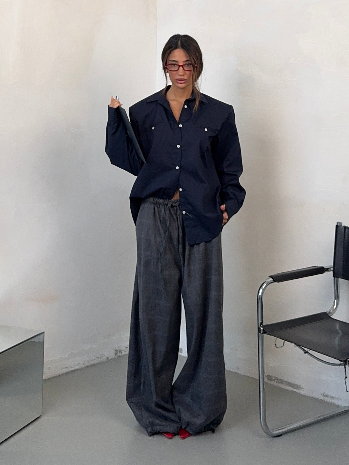 PANTS PLEASER