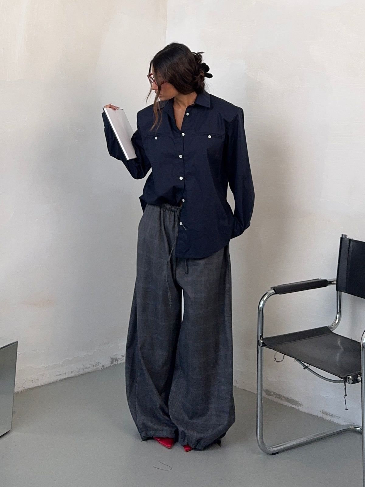 PANTS PLEASER