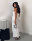 DRESS PRETTY WOMAN