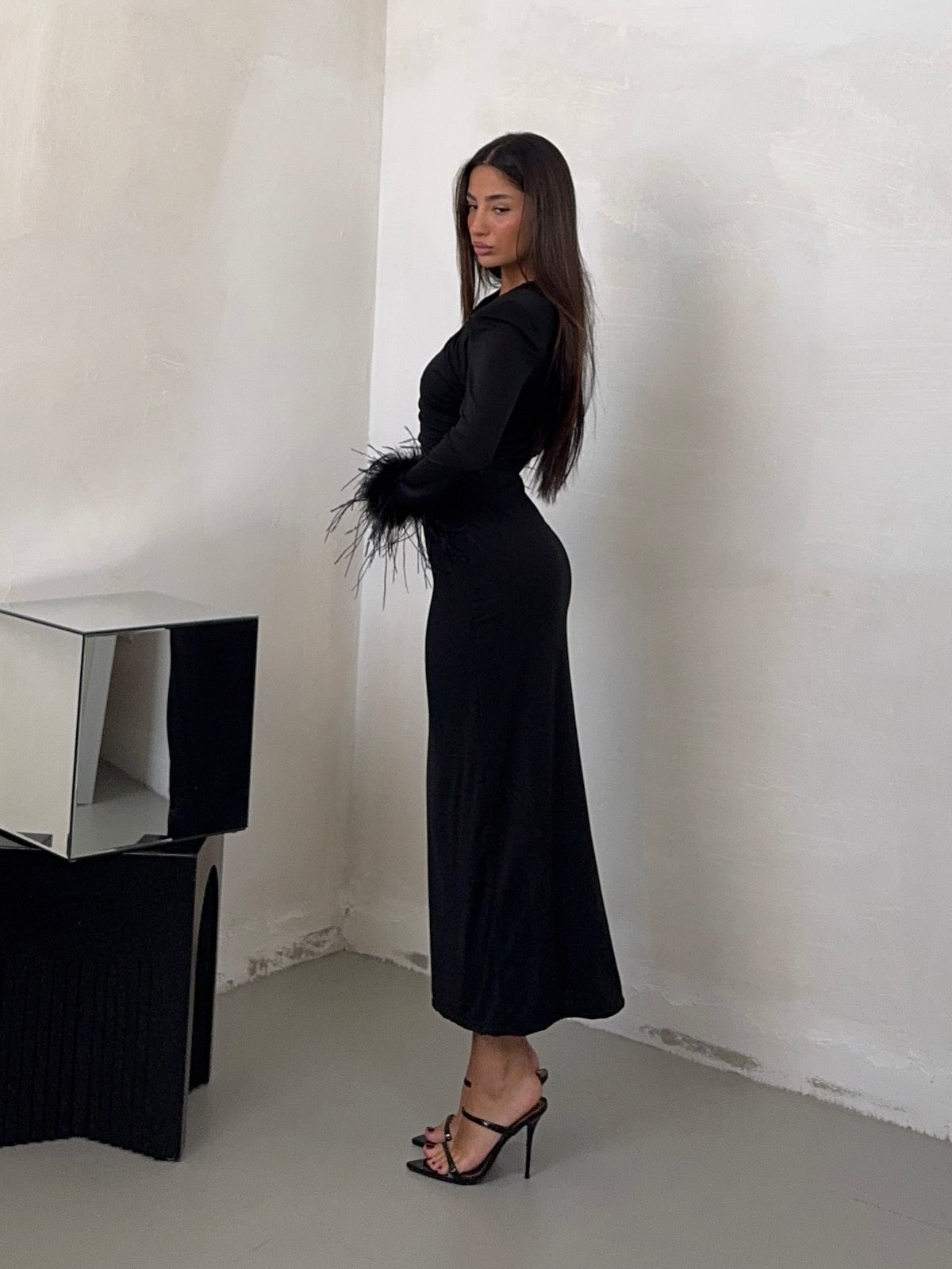 DRESS BLACK PLUM