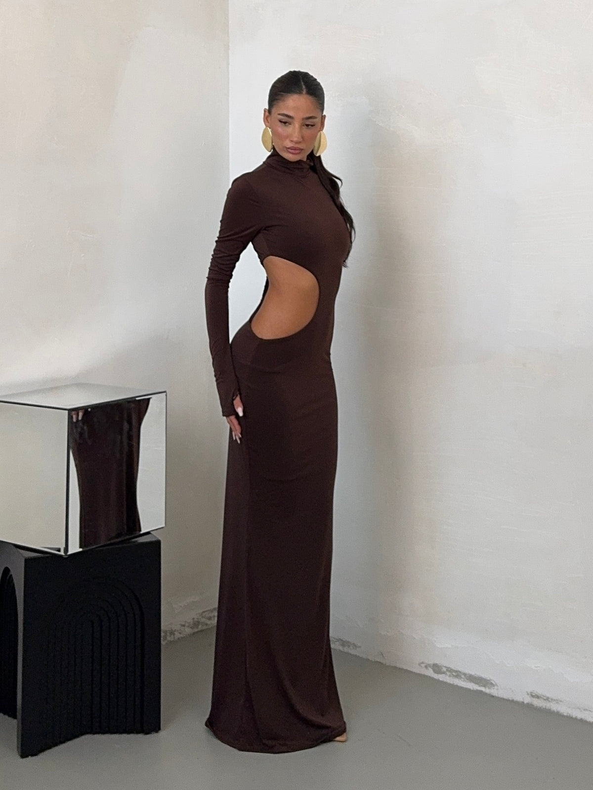 DRESS OPEN SIDED