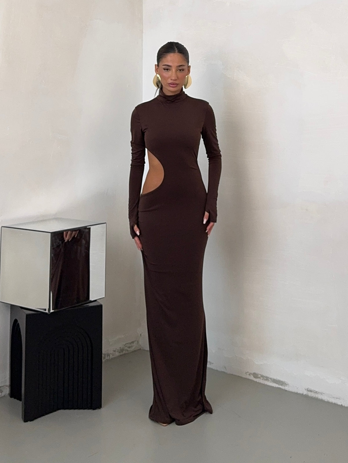 DRESS OPEN SIDED
