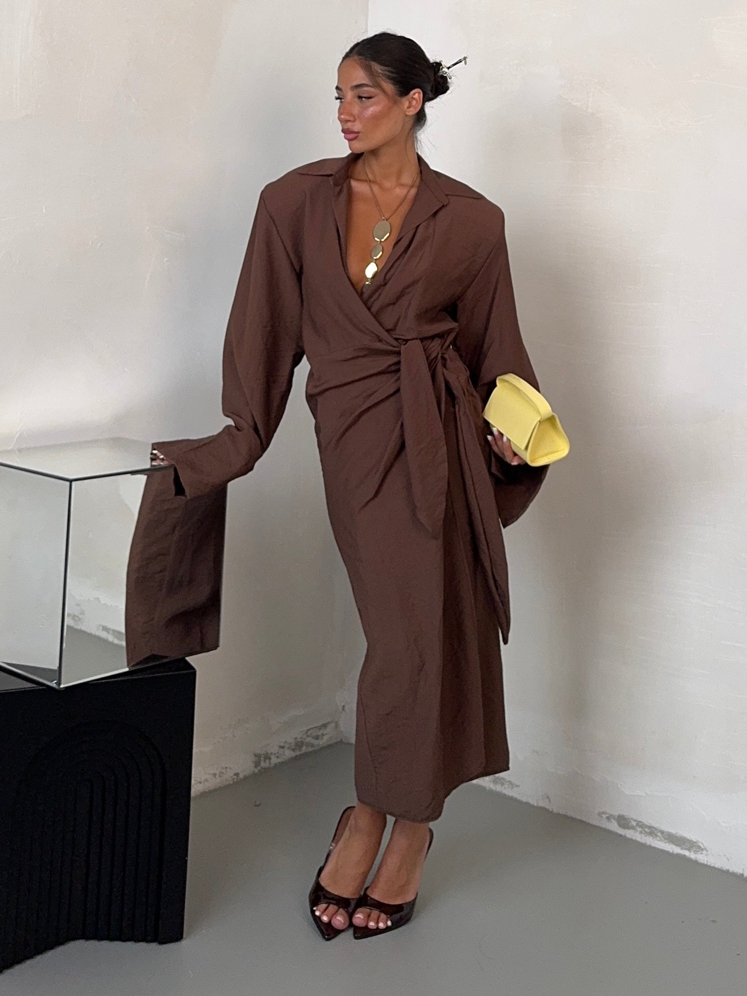 DRESS POWERFUL