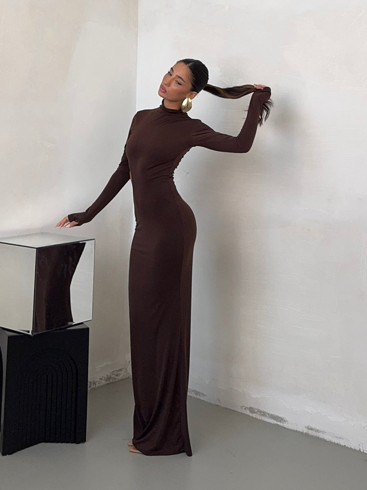 DRESS OPEN SIDED