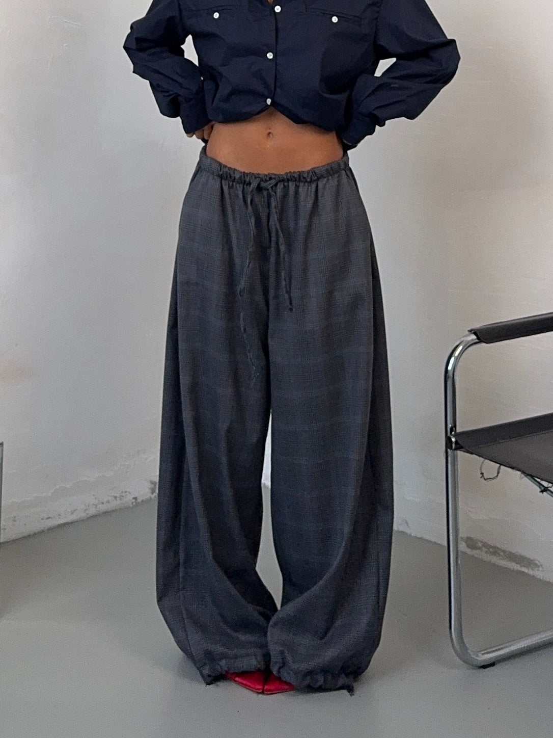 PANTS PLEASER