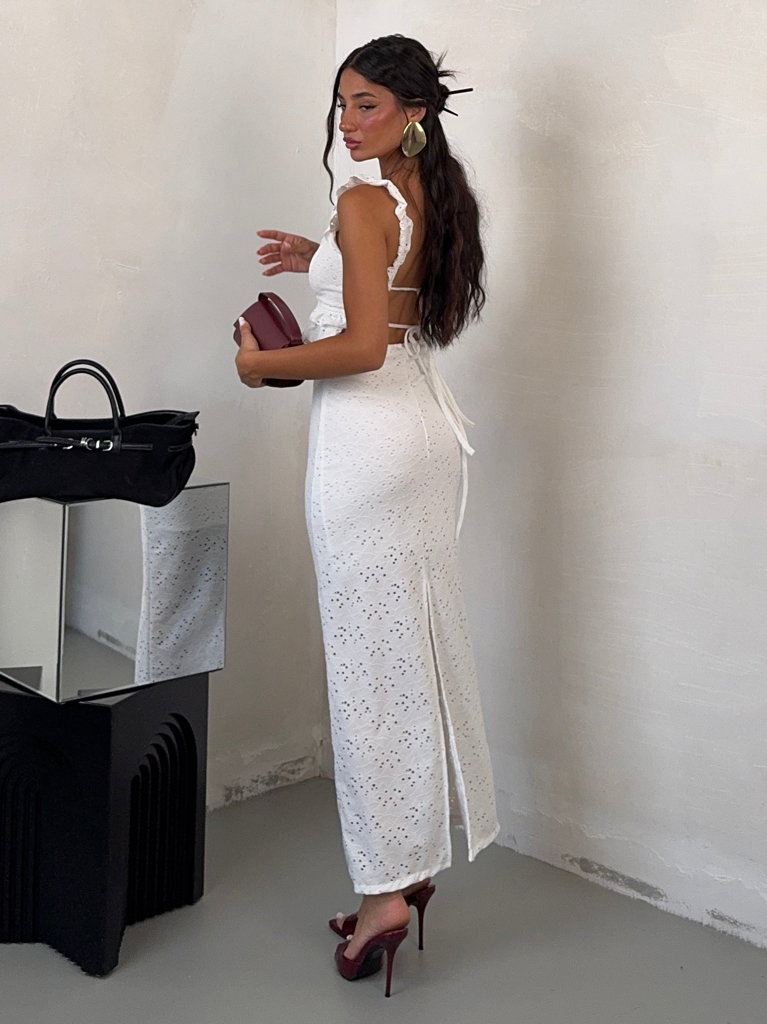 DRESS PRECIOUS