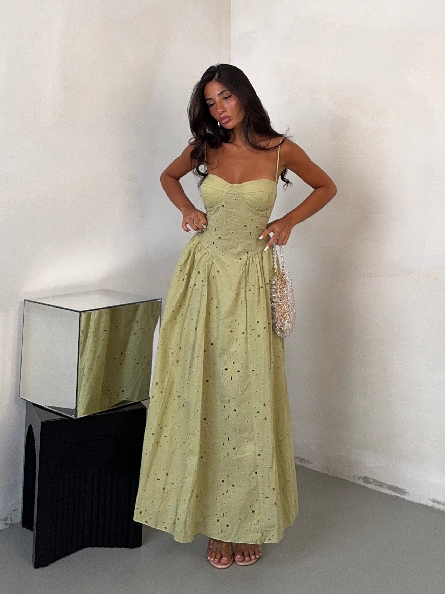 DRESS BRISA