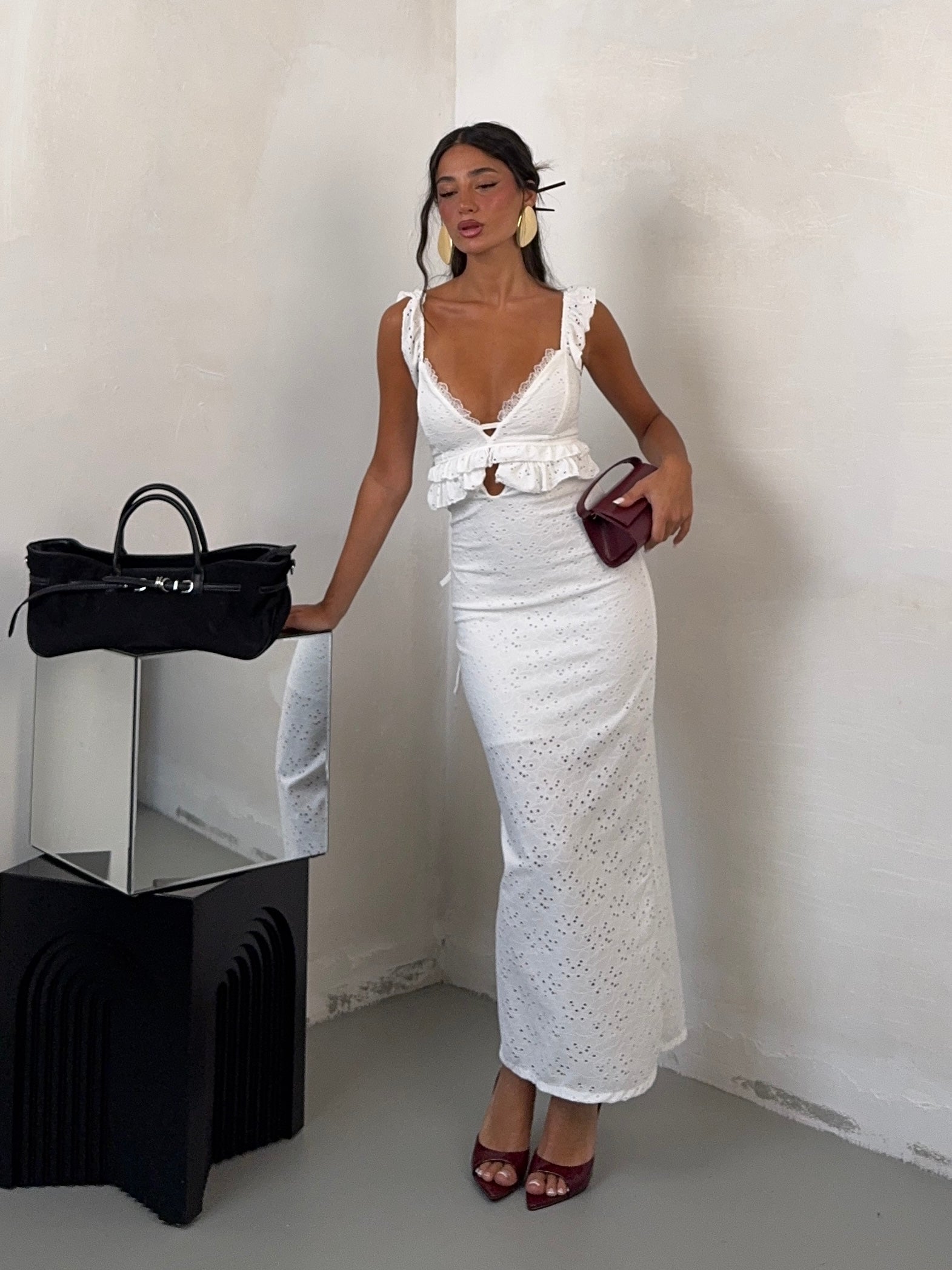 DRESS PRECIOUS