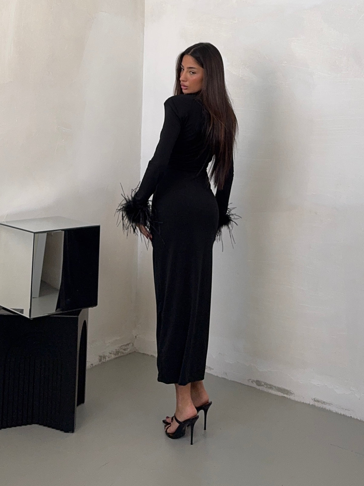 DRESS BLACK PLUM