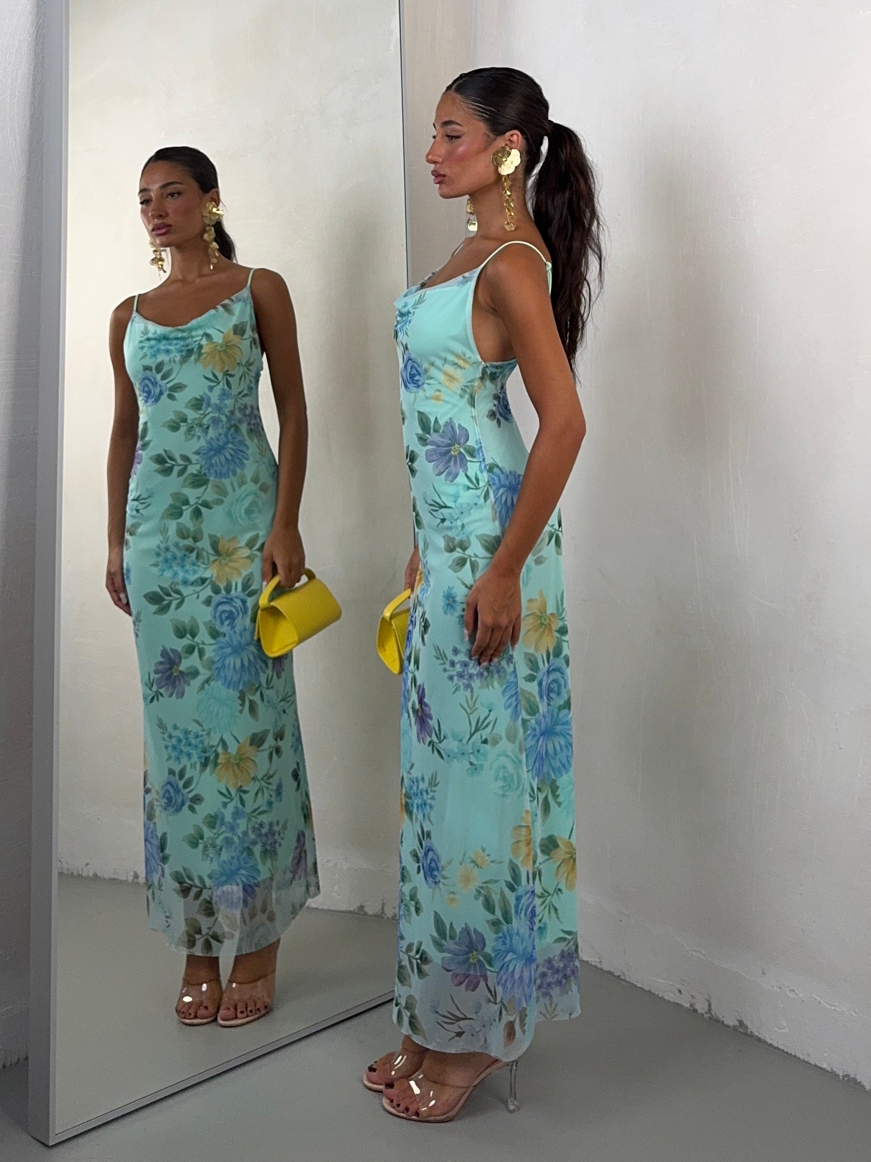 DRESS BOUQUET