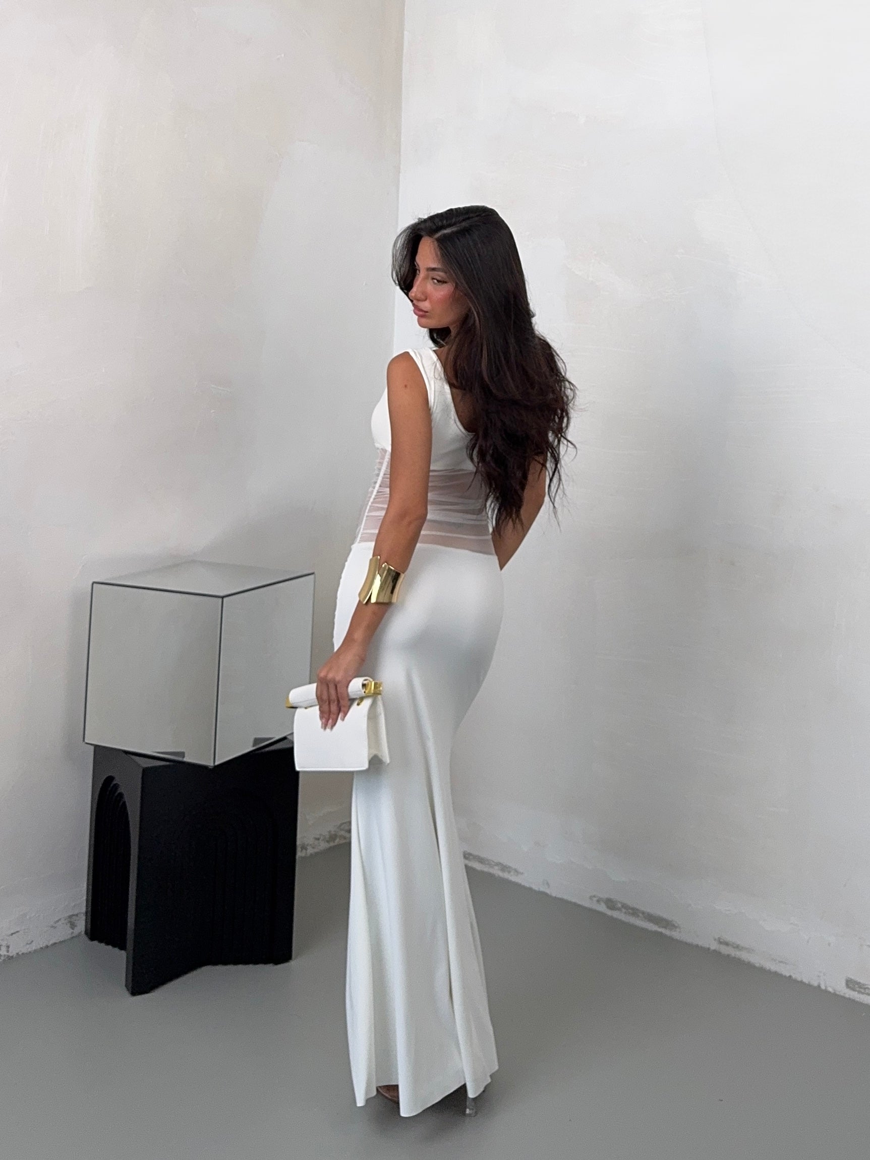DRESS SHEER
