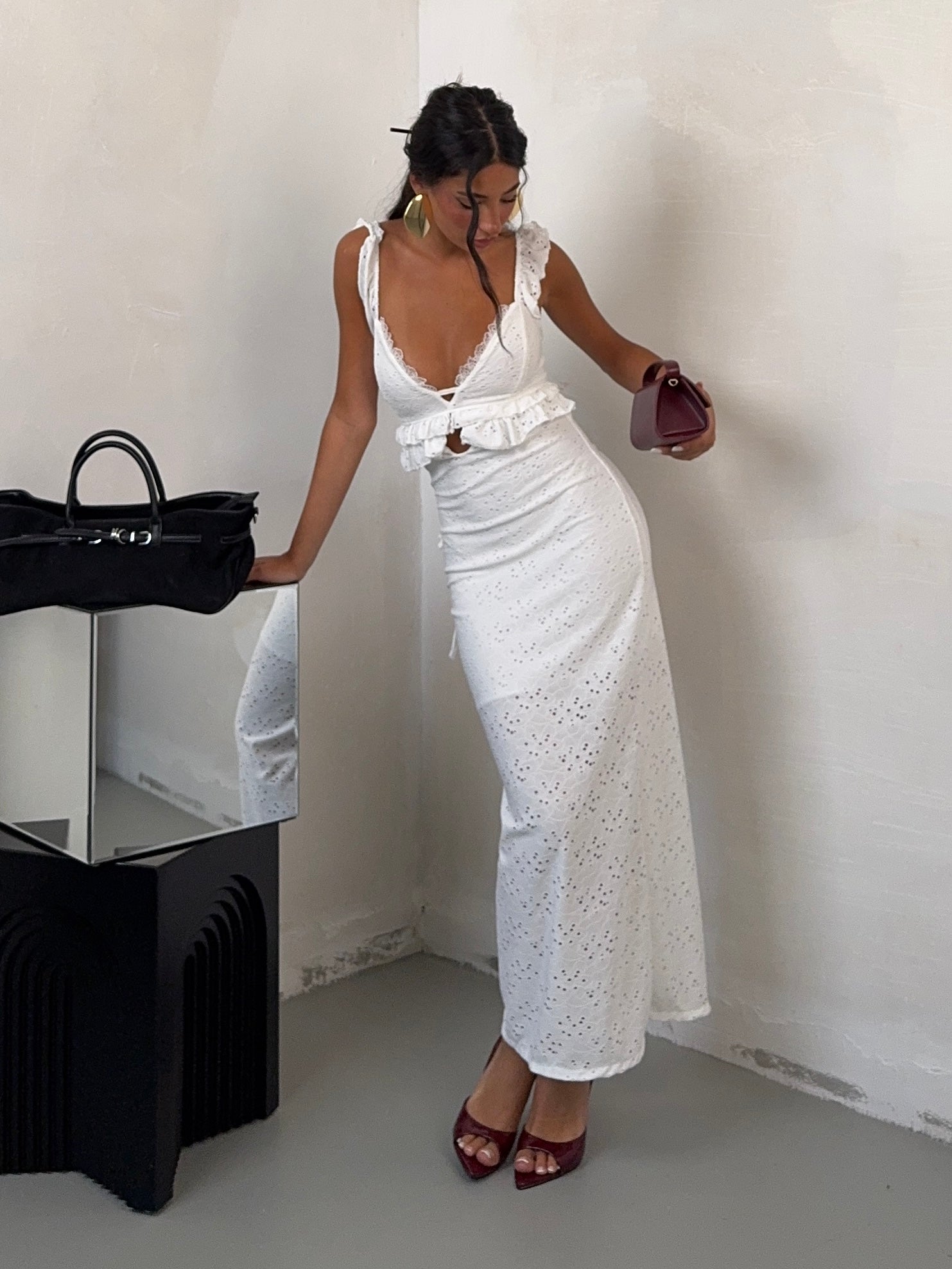 DRESS PRECIOUS