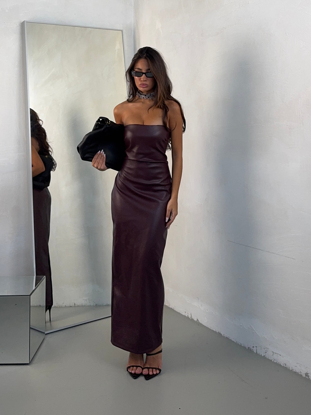 DRESS POLIER