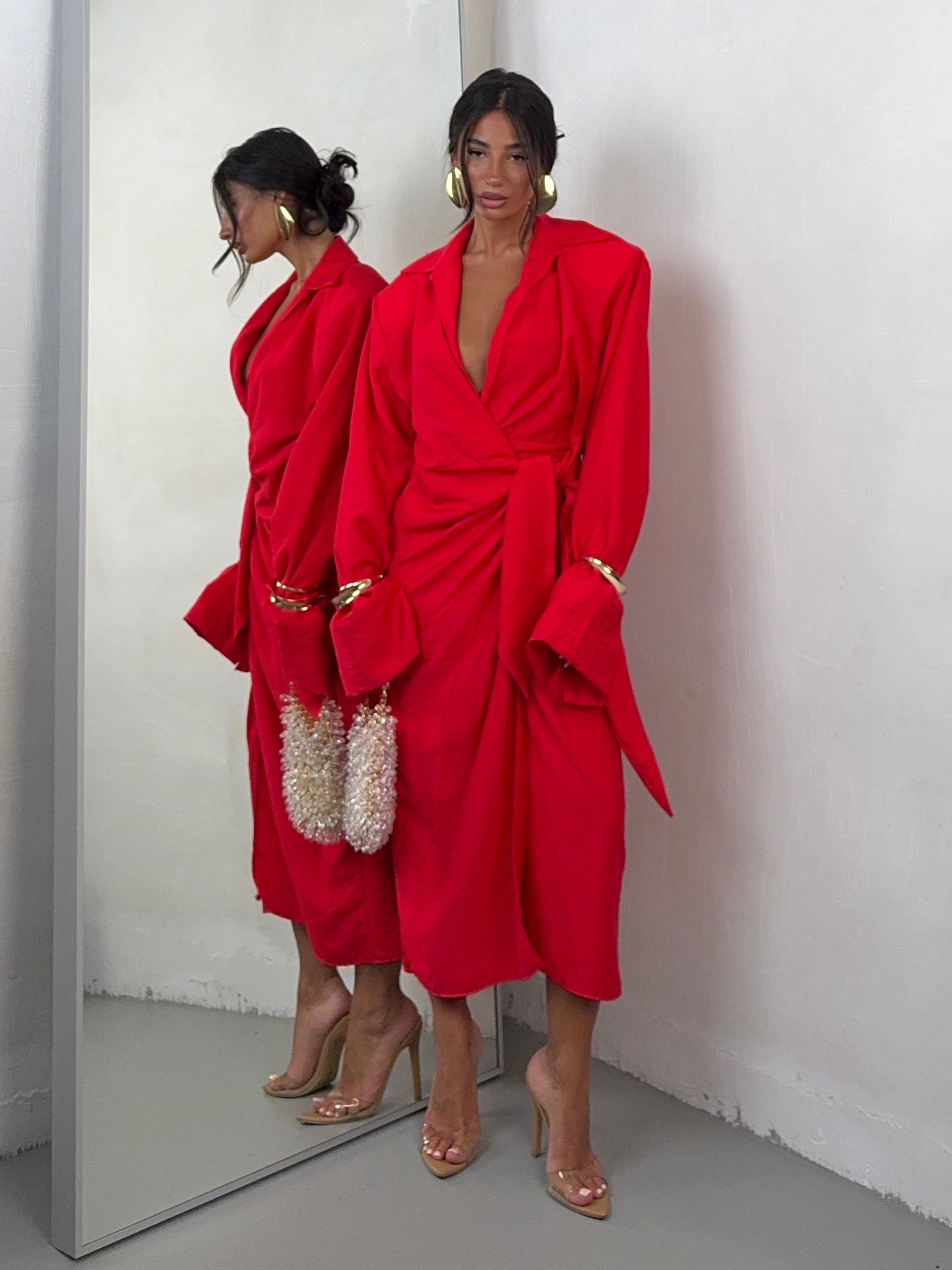 DRESS POWERFUL
