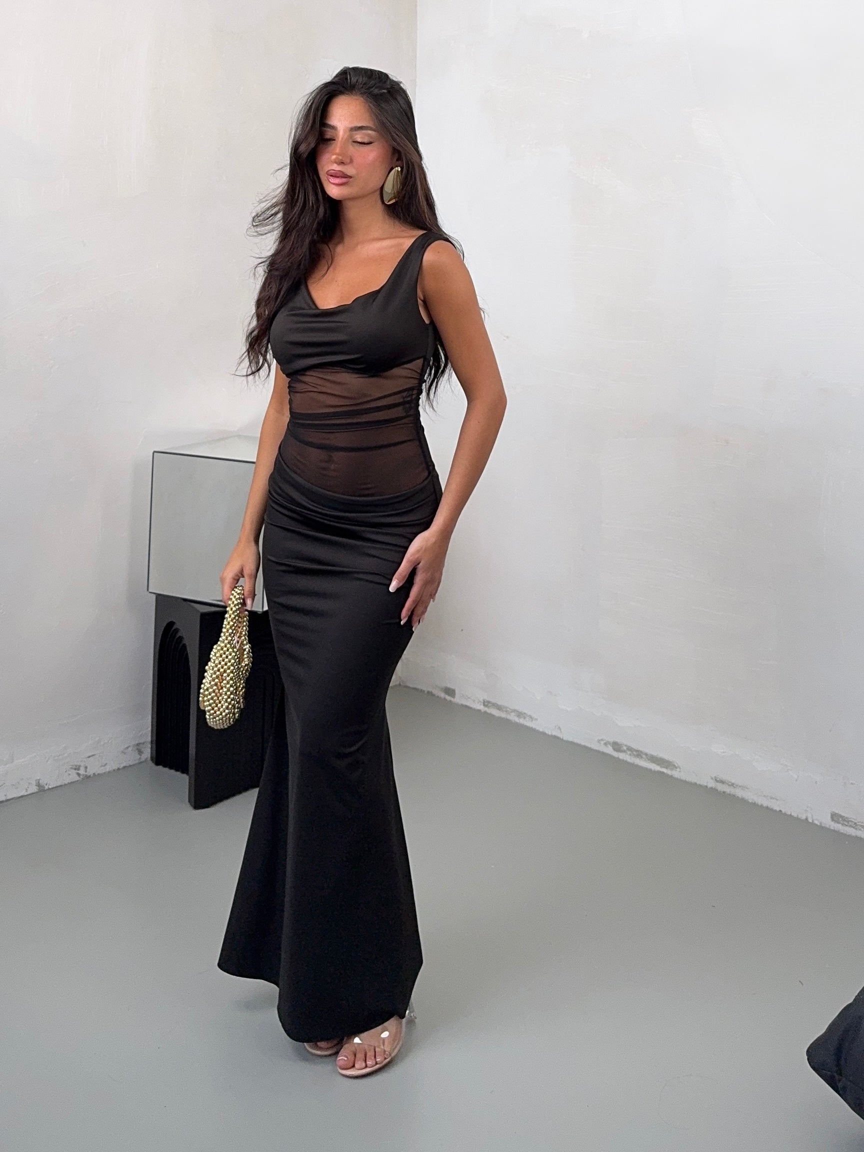 DRESS SHEER