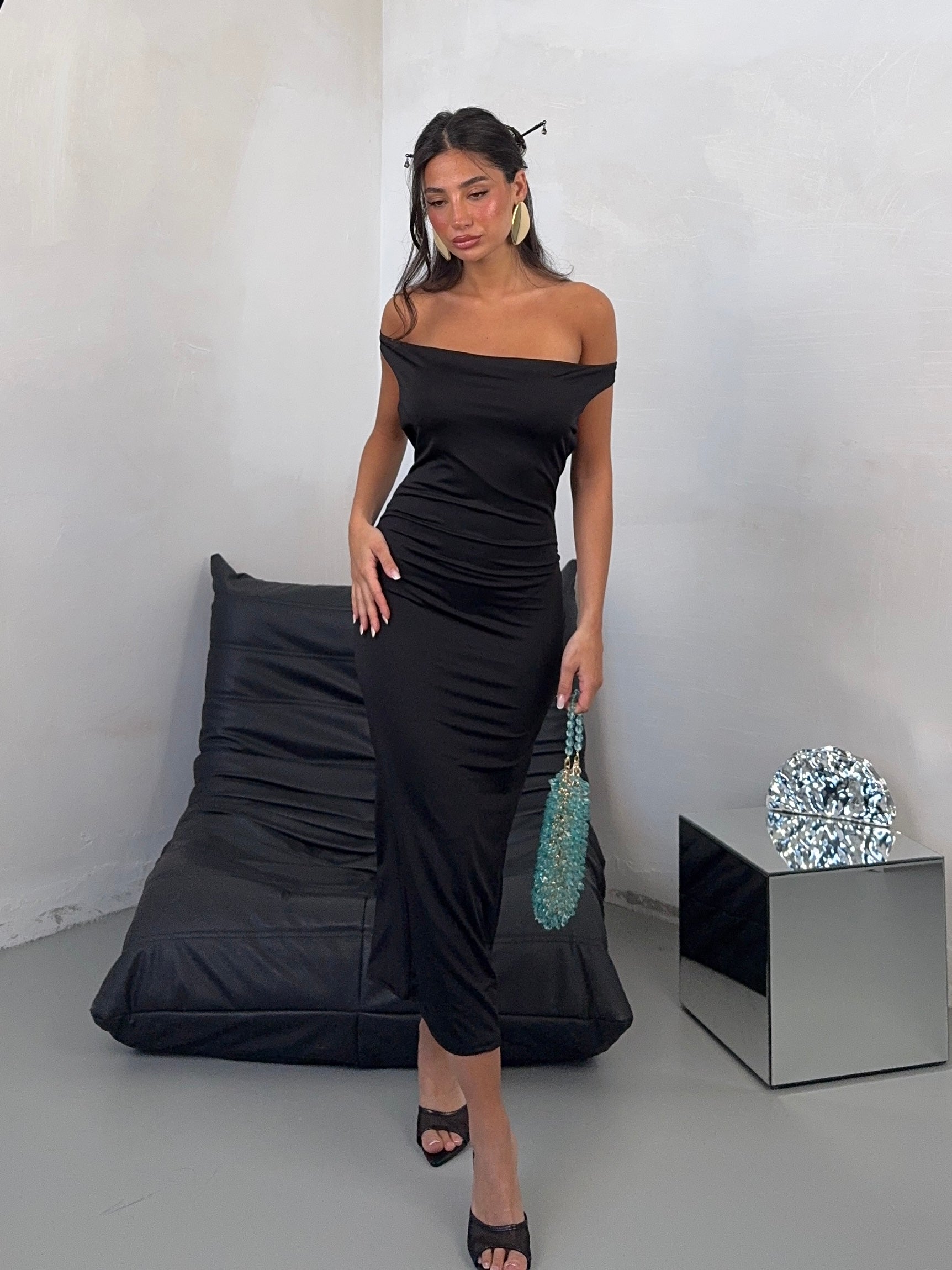 DRESS COLE