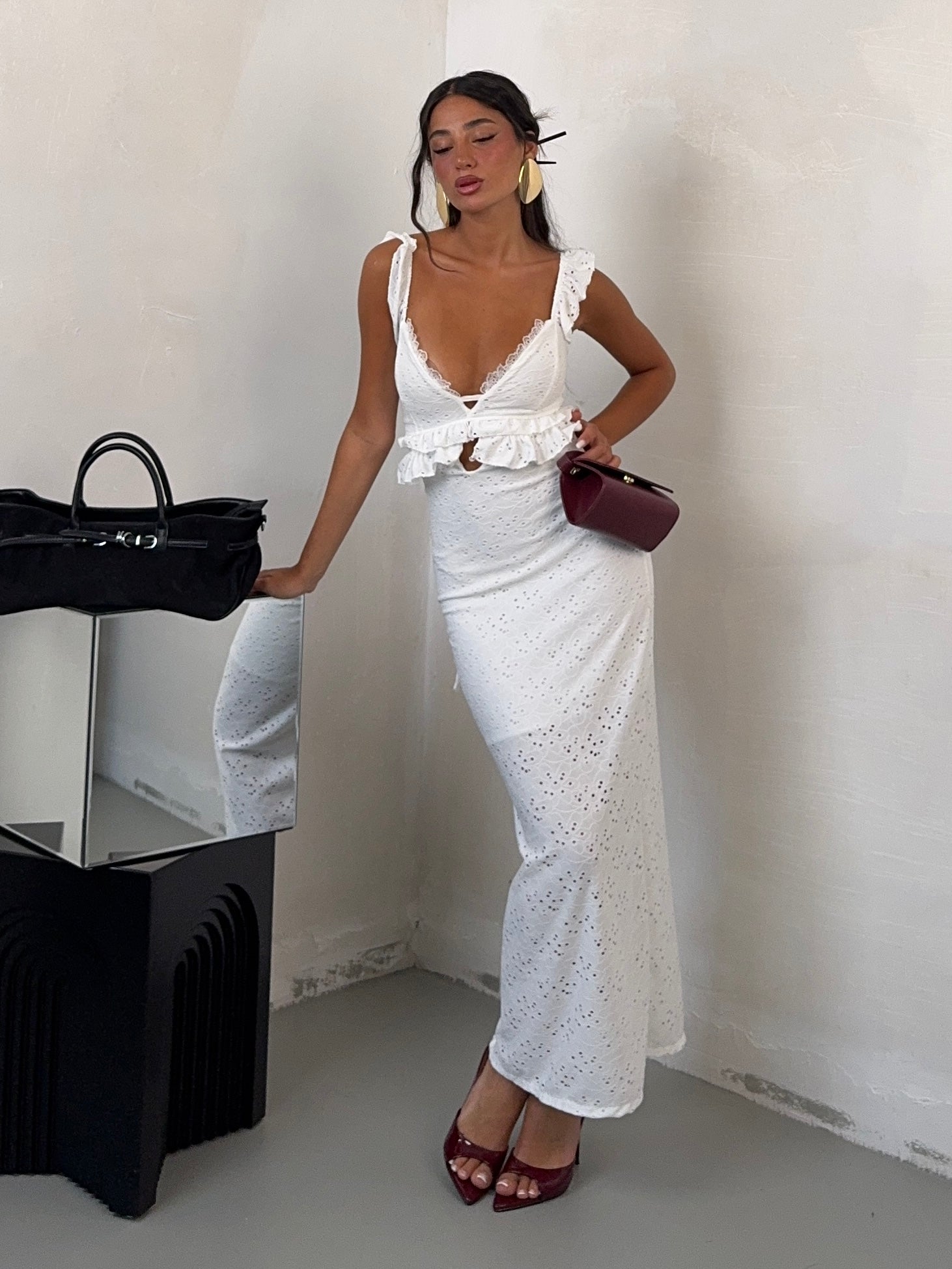 DRESS PRECIOUS