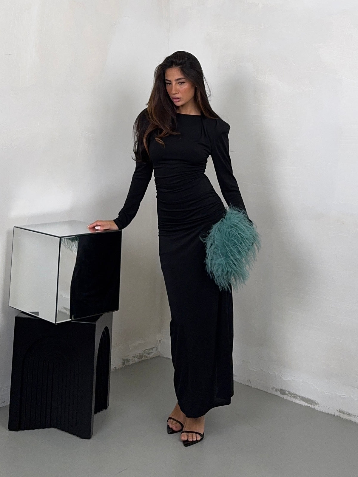 DRESS STAIRS