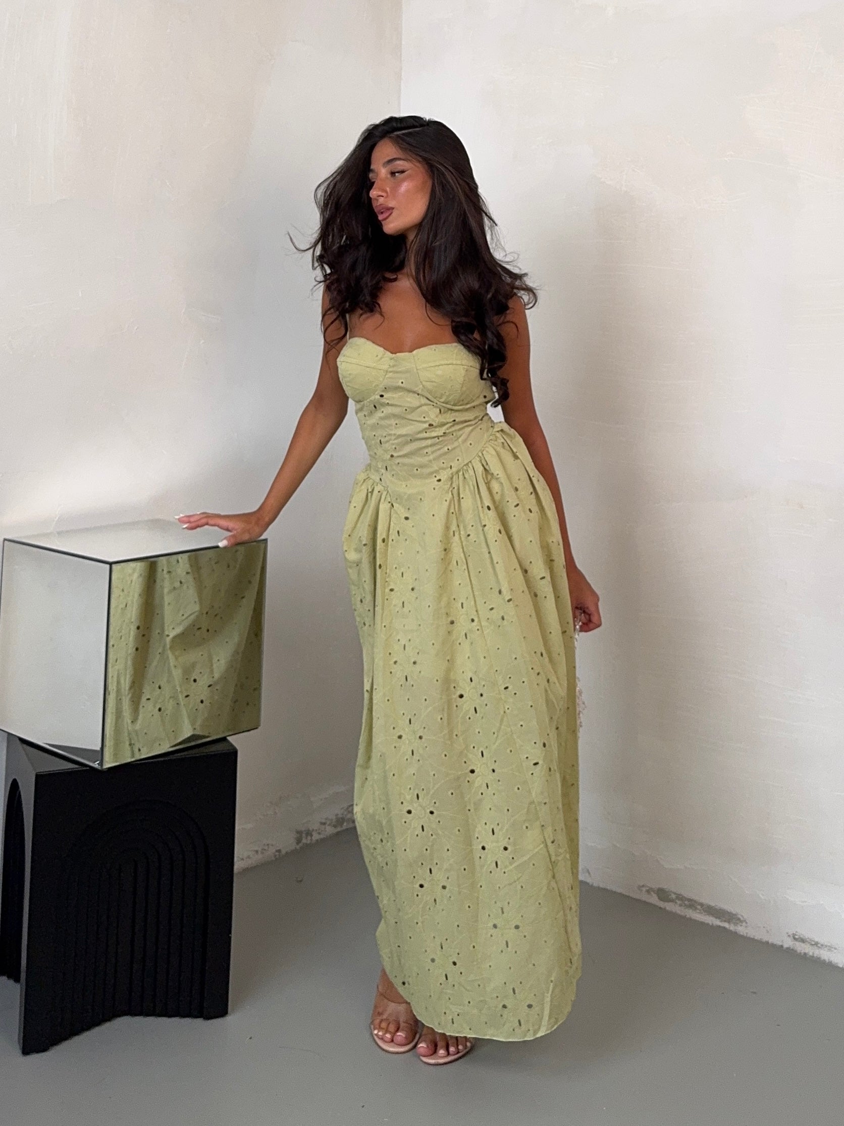 DRESS BRISA