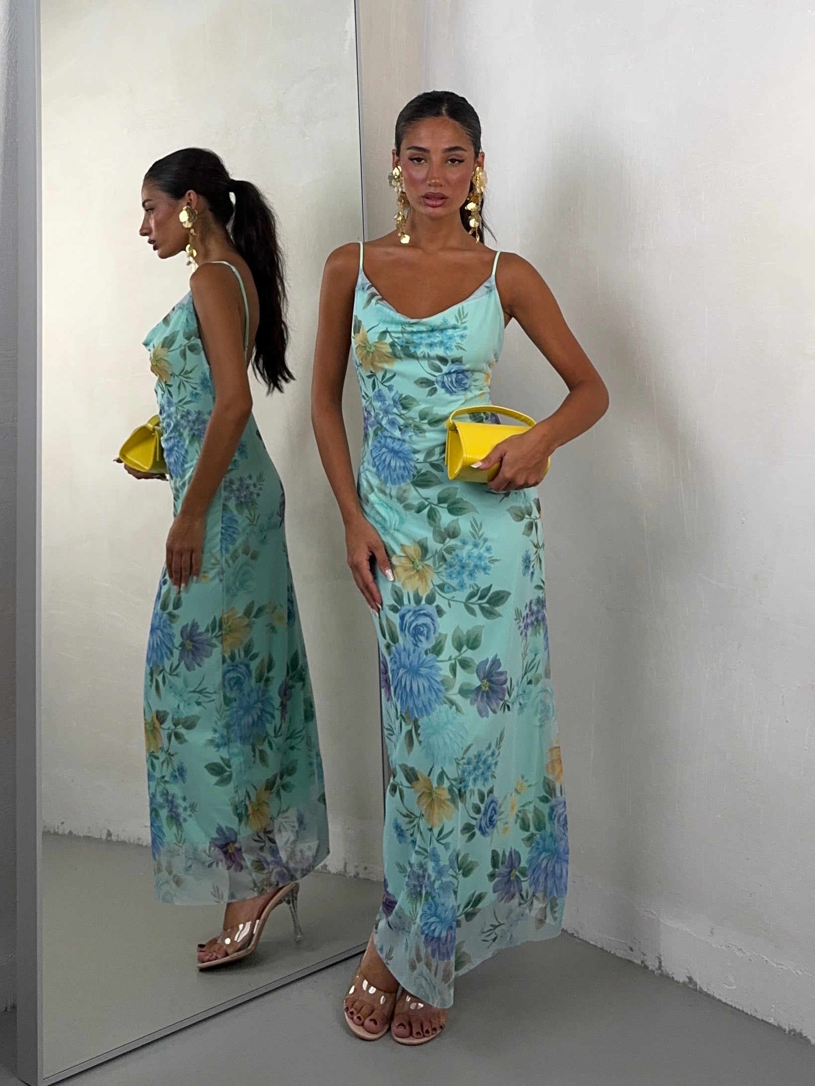 DRESS BOUQUET