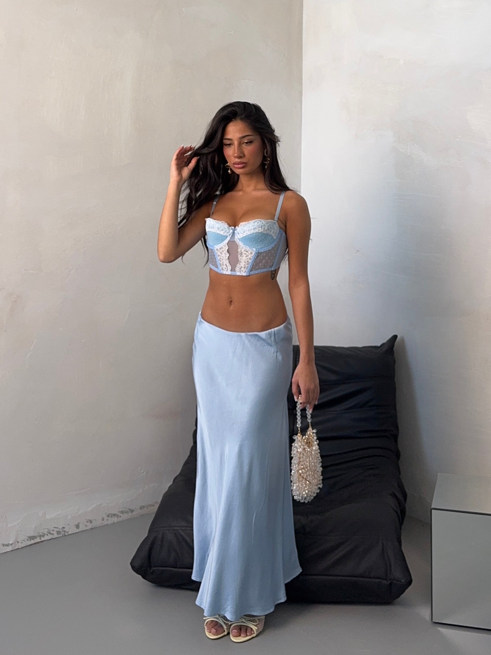 LONGUETTE SATIN